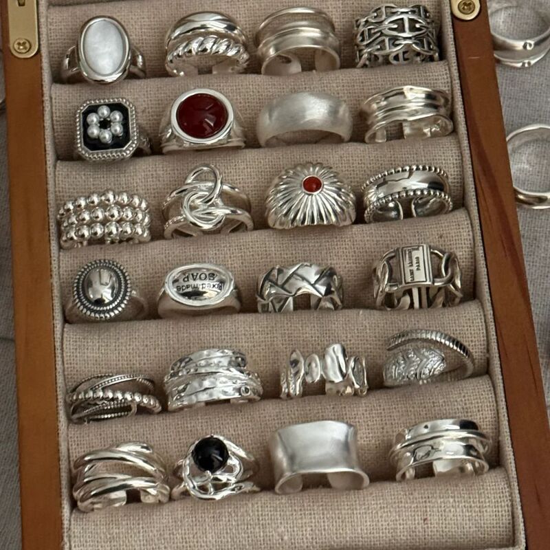 Vintage Heavy-Duty Plain Ring, Simple Ring for Women, S925 Sterling Silver, Non-Fading, Niche Design, Light Luxury, High-End Jewelry Vintage Heavy-Duty Plain Ring, Simple Ring for Women, S925 Sterling Silver, Non-Fading, Niche Design, Light Luxury, High-End Jewelry