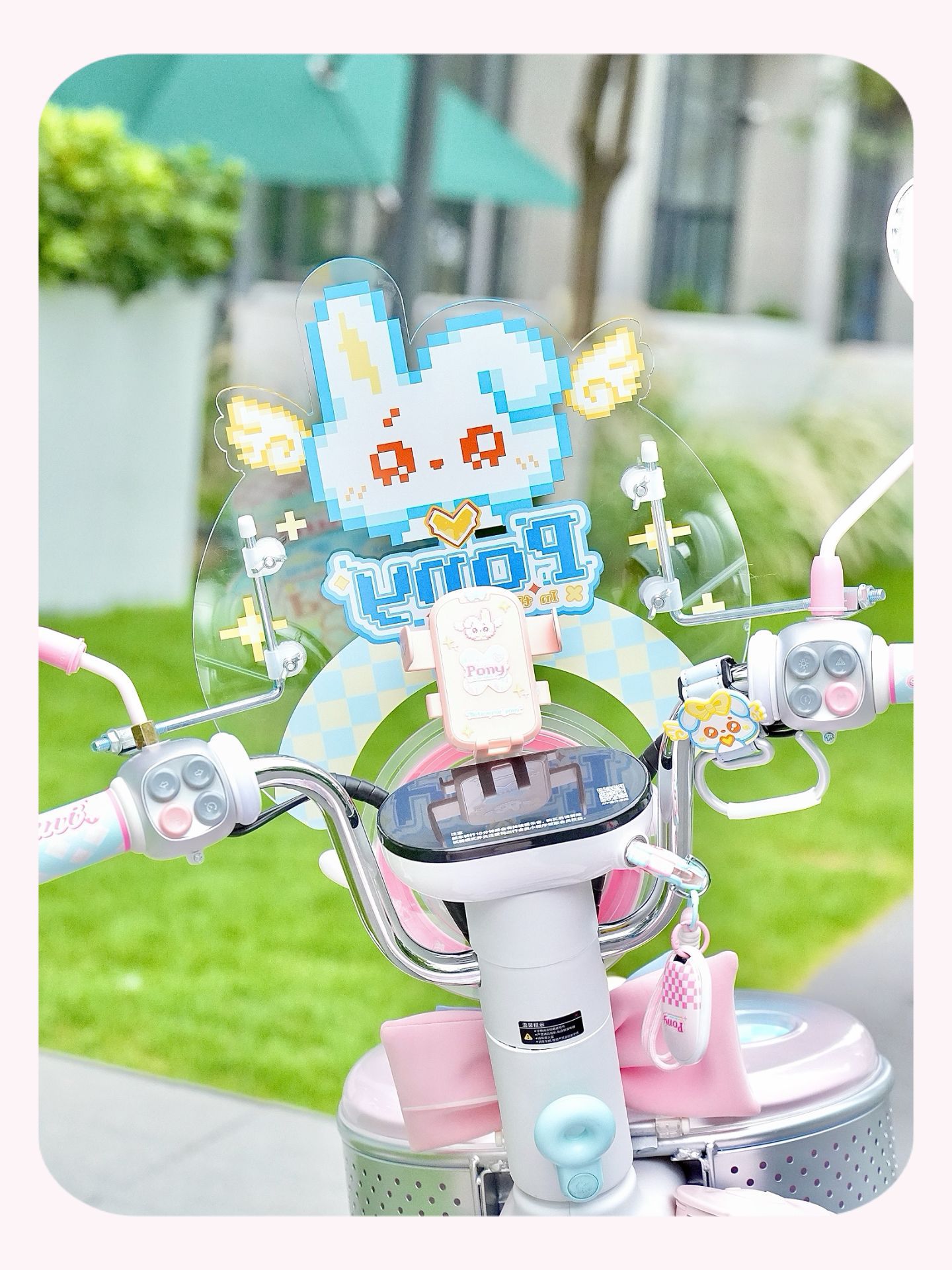 Suitable for Aima Metaverse Pony, Yadi, Tailg, and Niu Electric Scooters Front Windshield Decoration and Windscreen Accessories