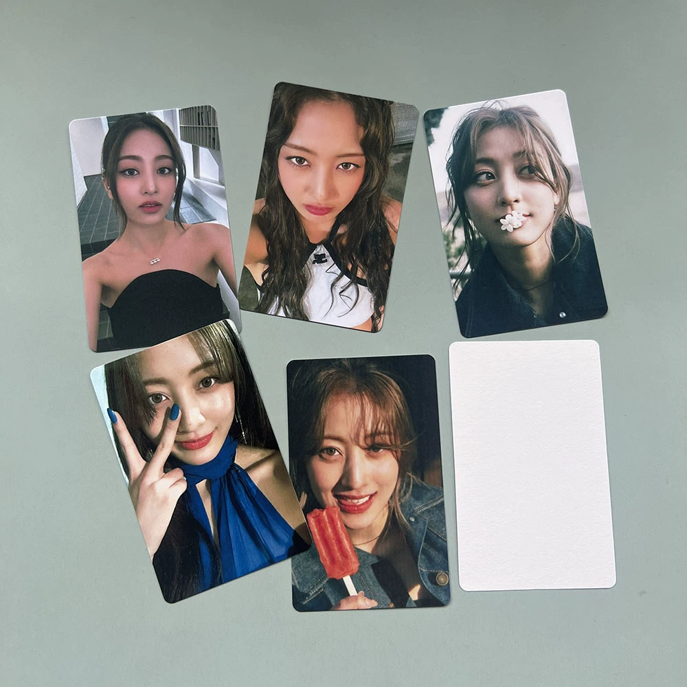 TWICE JIHYO СОЛО альбом периферия случайная карта зона случайная карта открытка почтальон Парк Чжисяо