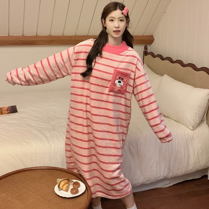 Otoño e invierno camisón de manga larga de las mujeres a rayas cálido espeso pijamas de franela Vestido largo de dibujos animados lindo desgaste del hogar transmisión en vivo