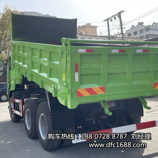 轻皮国六后八轮渣土车货箱4米6自重多少钱一辆