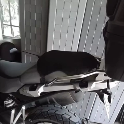 Motorcycle cushion insulation breathable electric car