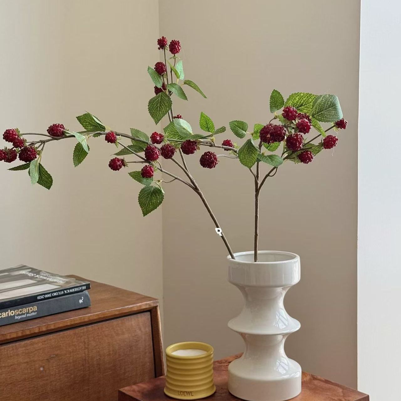 Vaso de vidrio simple de alto valor facial para el hogar de los huéspedes del restaurante de flores decorativas de alto nivel de decoración ornamentos inswind