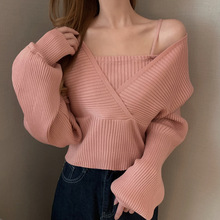 秋季女生新款韩版宽松粉红毛衣女士气质假两件吊带长袖针织衫女装