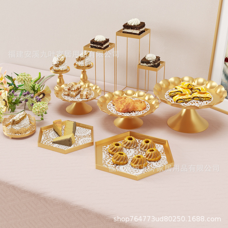 Combinación de soporte de pastel transfronterizo Bandeja de frutas de boda de fiesta de estilo europeo Mesa de postre Adornos Soporte de exhibición Bandeja de pastel Soporte alto image 3