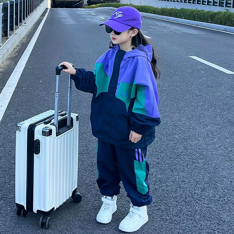 女童洋气时髦春秋套装2025春季新款运动休闲外套冲锋衣裤子两件套