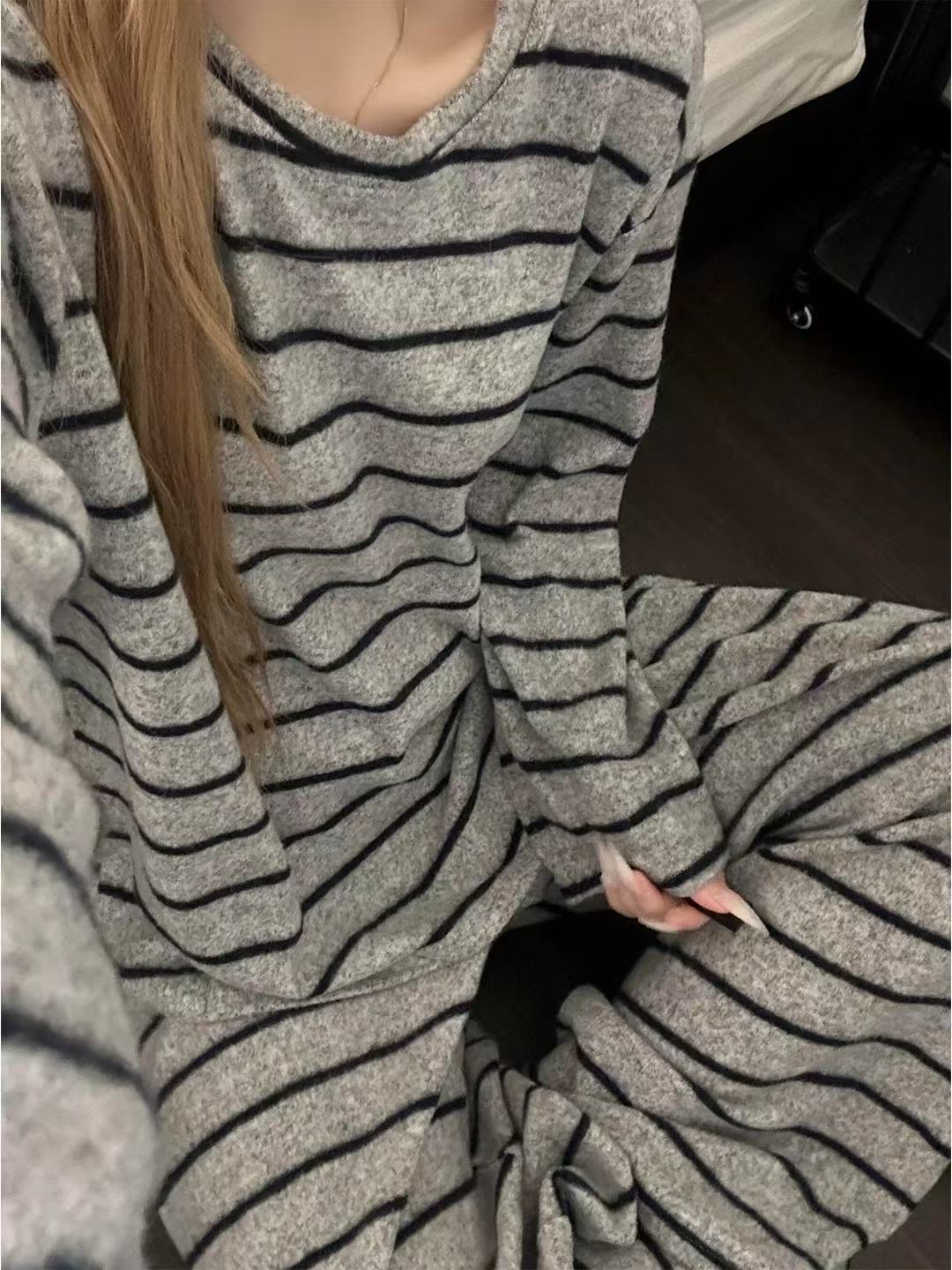 Pigiama a righe semplice, a blocchi di colore, in velluto termico, per donna, autunno inverno, stile coreano, nuovo, caldo_voghion.com