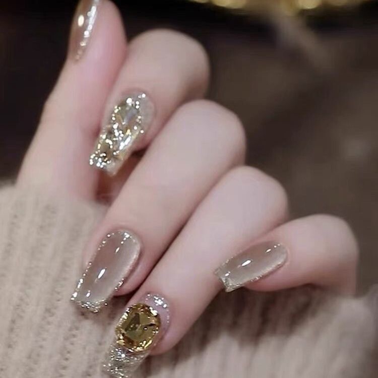 [Champagne Cat's Eye] Autumn and Winter New Maillard Cat's Eye Manicure Handmade Finished Fake Nail Patch Phototherapy