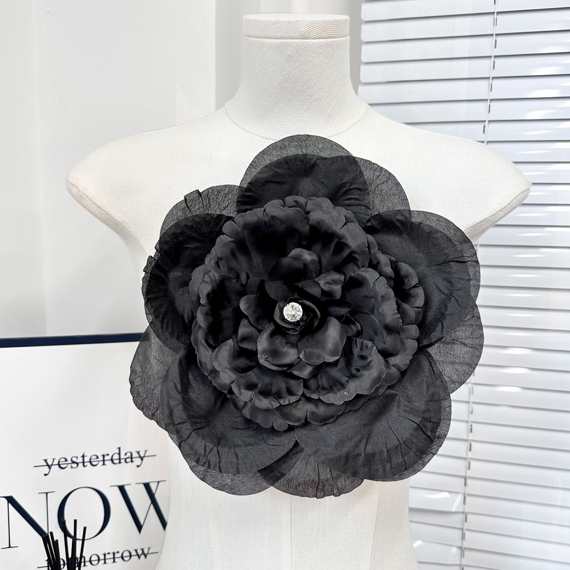 Aplique floral tridimensional de organza simple de varias capas, estilo europeo y americano, corsage para vestido de novia, falda, decoración hecha a mano, accesorios premium.