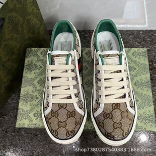 �羳�ļ�������|�����QС��Ь���N1977�r�Џ͹�͸��ٴ���H�