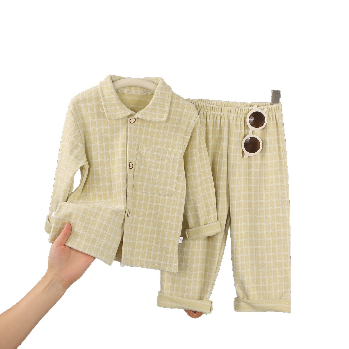 2026 set de ropa de hogar de mangas largas para niños otoño y invierno nueva solapa engrosada de terciopelo de dos piezas set de pijamas para bebés para hombres y mujeres