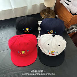 2025新款韩版可爱卡通小黄鸭刺绣平檐棒球帽女百搭休闲鸭舌帽子男