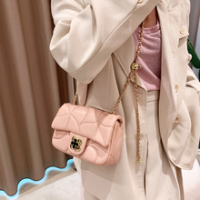 �W��С���LŮ����2025�¿��|�����~�ݷ�С����朗l���б����p��