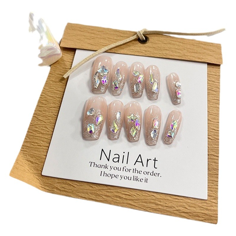 Desgaste hecho a mano de uñas de longitud media de otoño e invierno elegante pieza de uñas al por mayor oro puro deseo viento extraíble uñas falsas