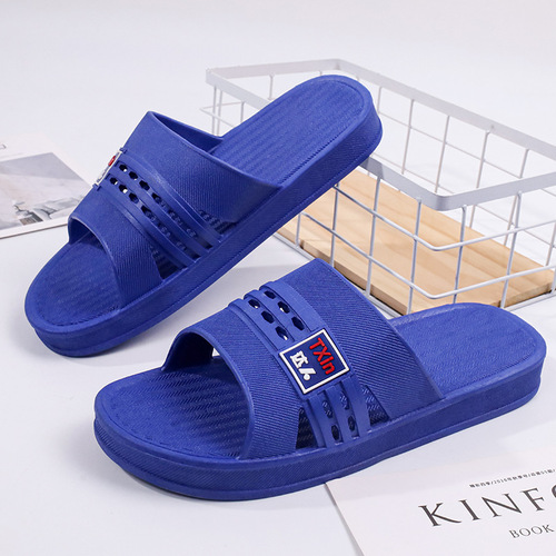New sports slippers large size men's summer beach shoes men's bathroom bathing sandals wholesale beach shoes