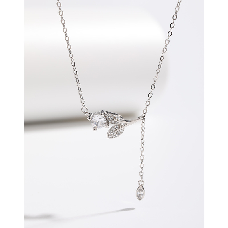 50 puntos moissanite collar de las mujeres 925 plata esterlina hoja diamante colgante nicho diseño 2023 nueva clavícula cadena