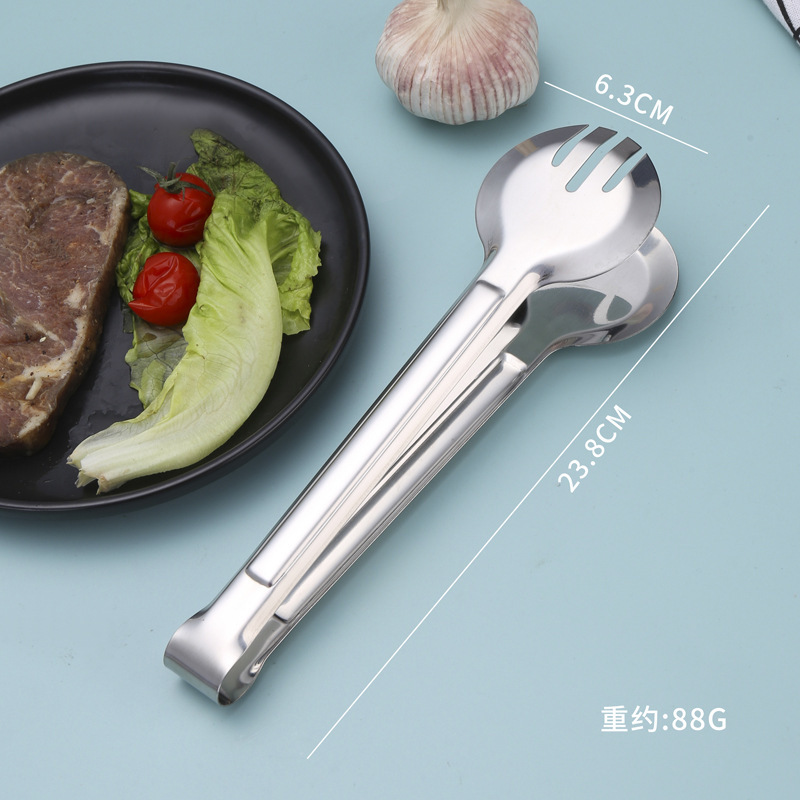 ステンレスの食べ物は厚い台所でステーキを焼くバイキングの家庭用食品は透かし彫りの油を挟んで多く使われています。|undefined