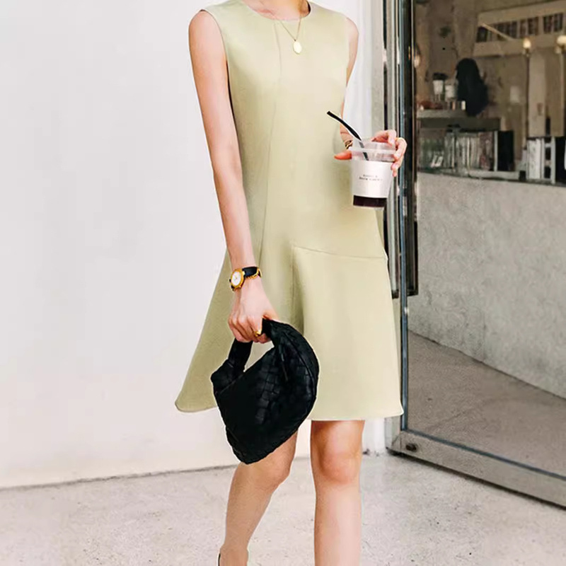 in stock summer neat round neck fashion close-fitting slimming sleepless skirt elegant dress women