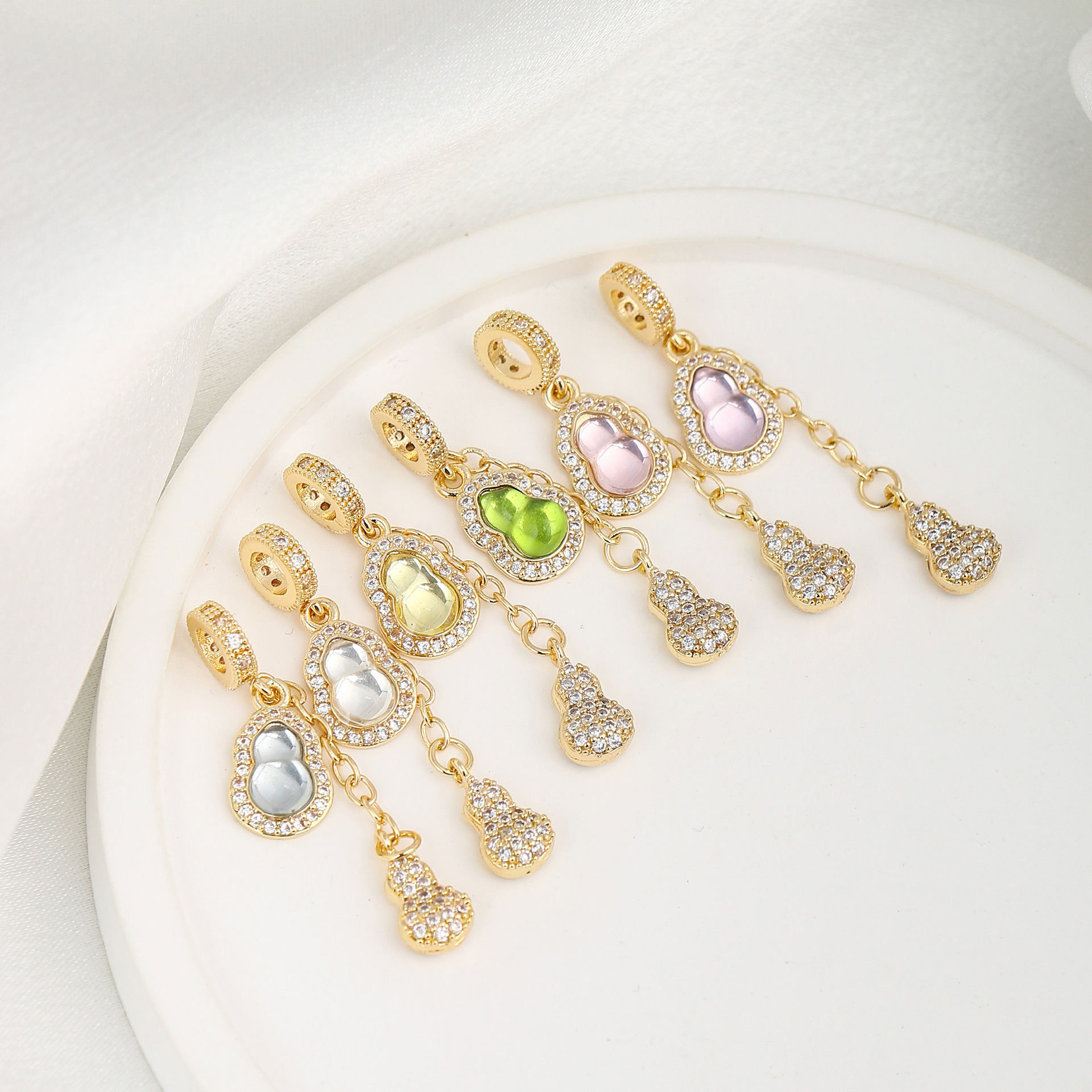 Color-Preserving 14K Gold-Plated Zirconia Gourd-Shaped Spacer Beads Crystal DIY Bracelet Beaded Tassel Pendant Jewelry Accessories