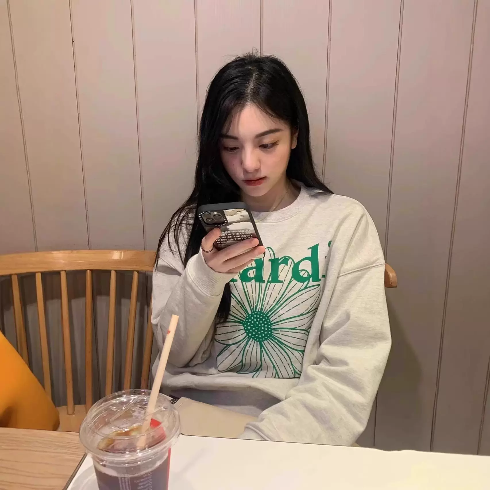 韩国Mardi卫衣赵露思同款潮牌小雏菊刺绣印花字母圆领上衣