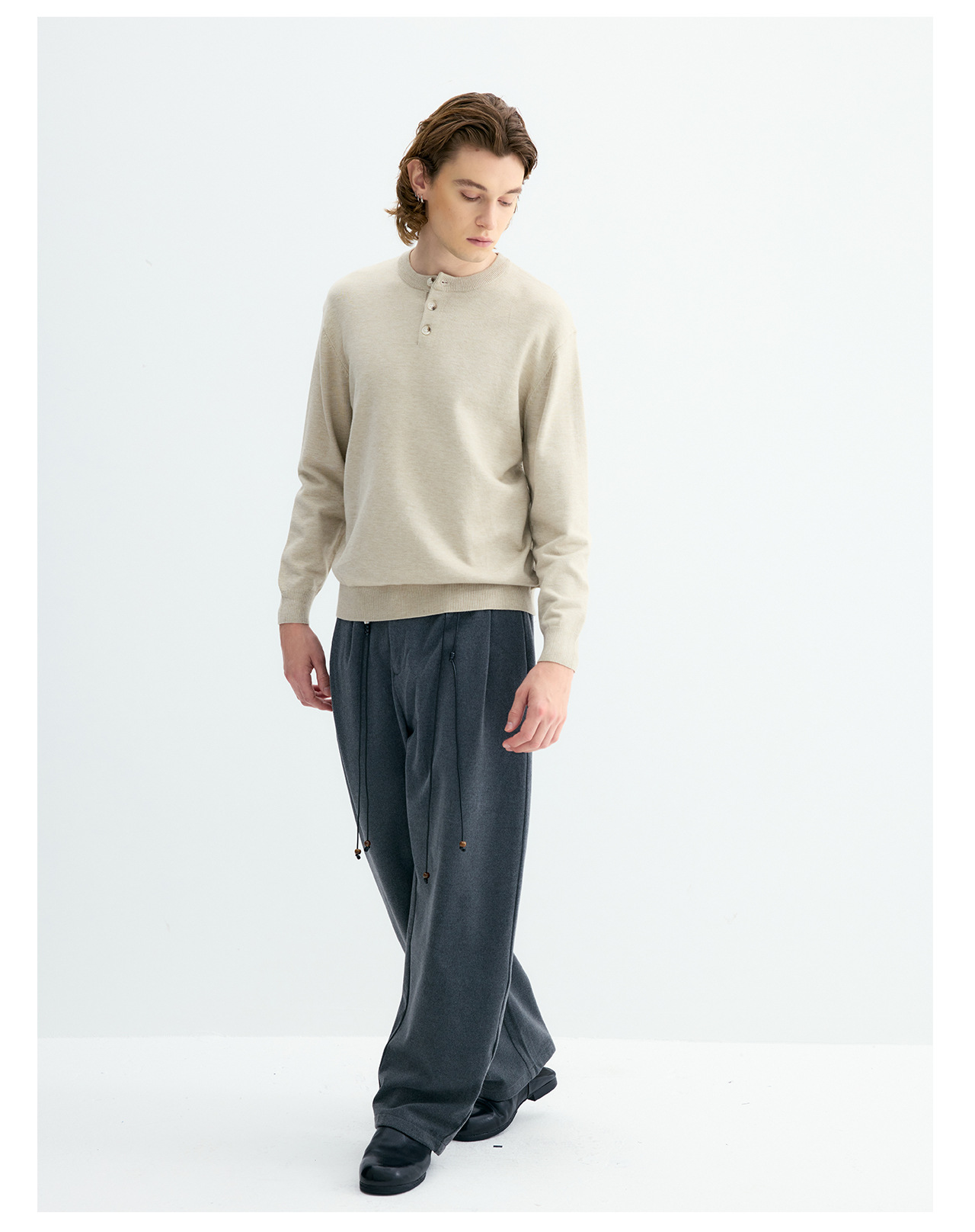 UNF 250g Henley Knit Sweater