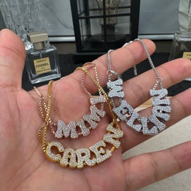 耳环;耳钉;项链