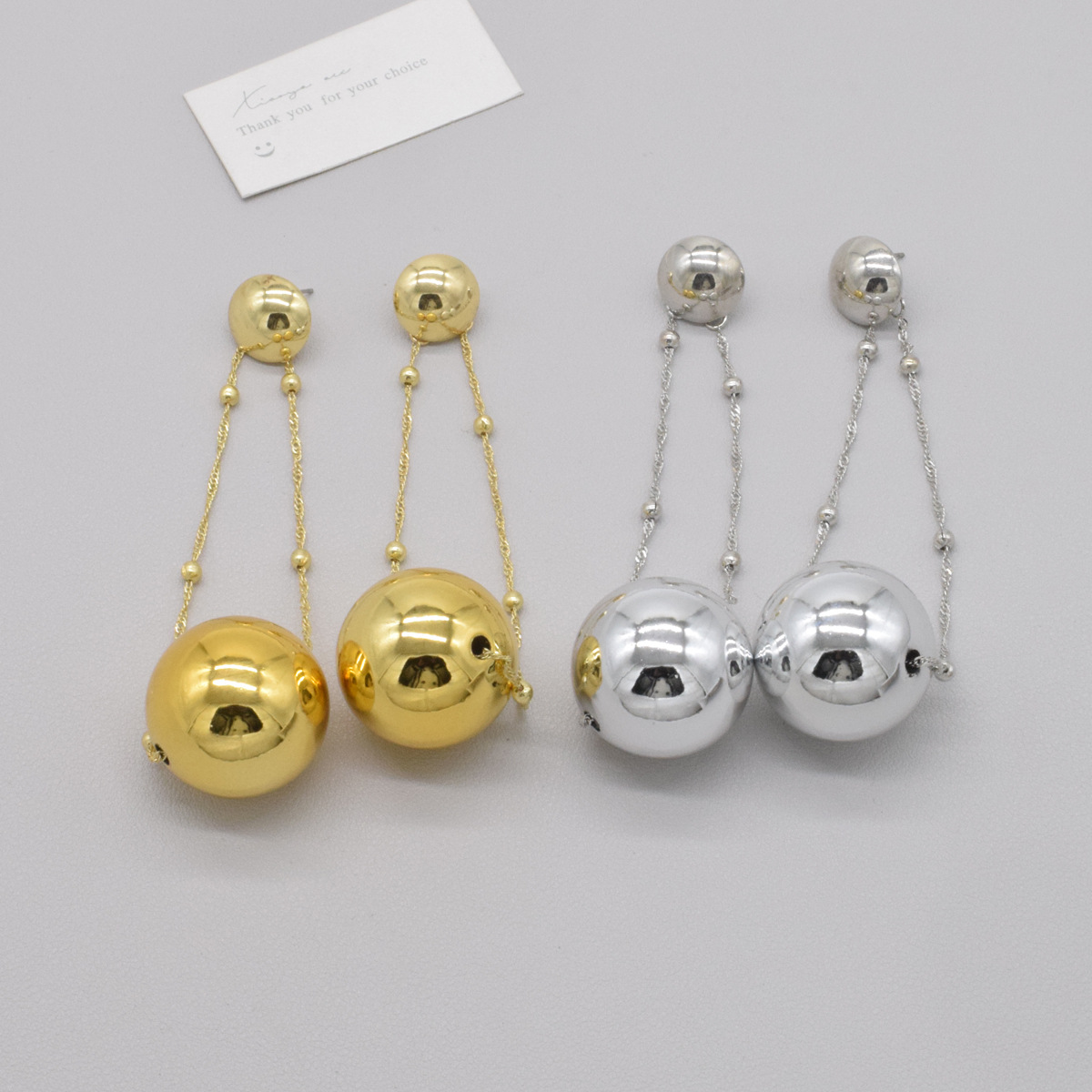 Alloy Material Round, Solid Color Pattern 1 Pair Vintage Style Classic Style Round Solid Color Alloy Drop Earrings