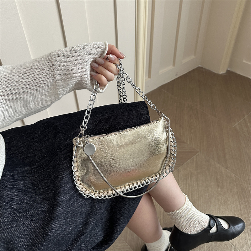 European and American Cross-Border Solid Color Minimalist Fashion Chain Clutch Bag Niche Designer Casual Bag Wholesale European and American Cross-Border Solid Color Minimalist Fashion Chain Clutch Bag Niche Designer Casual Bag Wholesale
