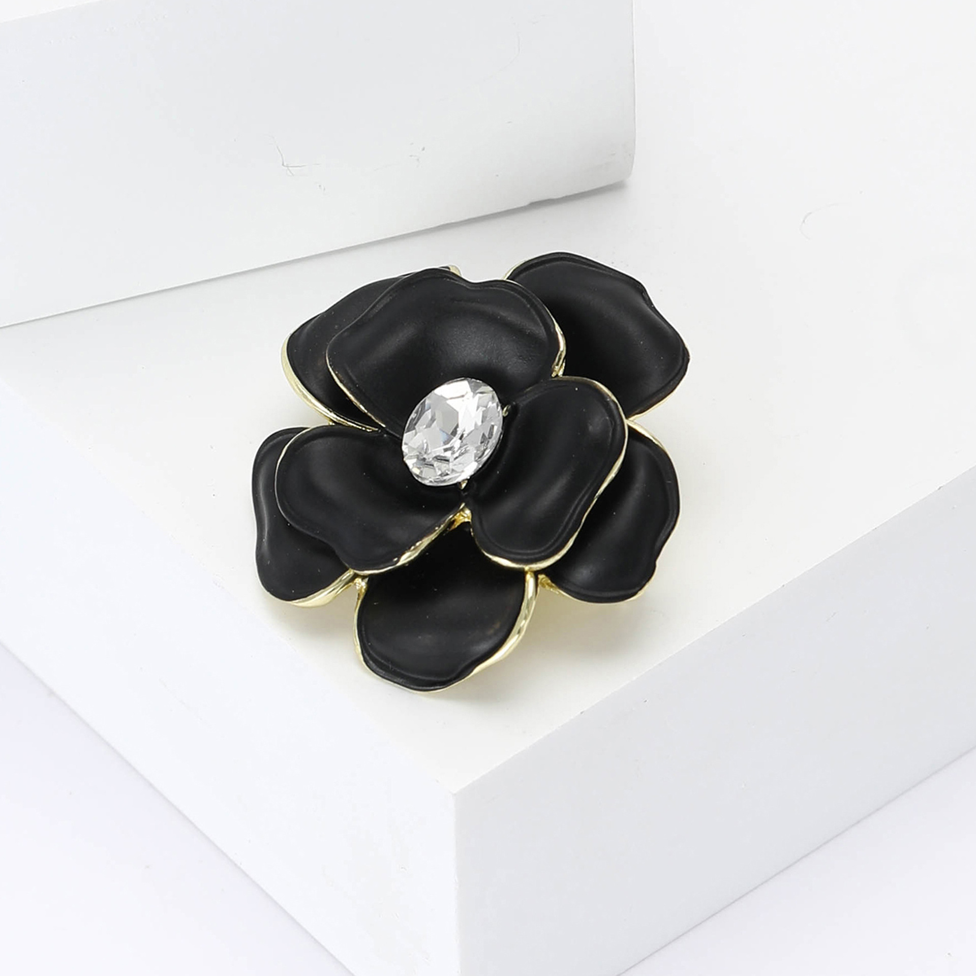 Women's Gender Lady Pin Flower Alloy Enamel Women's Brooches