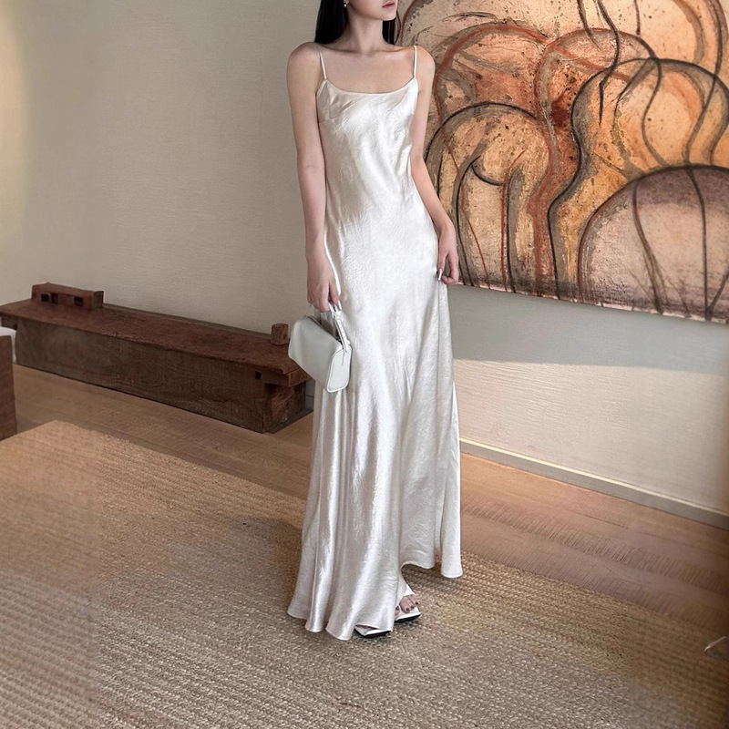 2025 Petite Design Mermaid Acetate Satin Slip Dress Slim Fit Elegant Slimming High-End Long Dress