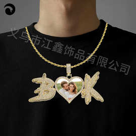 新款欧美花样双层字母爱心照片形状记忆相框吊坠铜镶锆石嘻哈吊坠