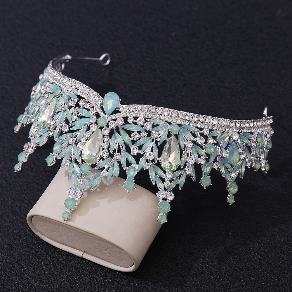 150g Weight Crown Hair Accessories Type 1 Piece Quantity Holiday, Wedding, Birthday Occasion Artificial Crystal, Alloy Material Crown Pattern Women's Gender Diamond Design Simple Style Style Simple Style Women's Crown Artificial Crystal Alloy Diamond Crown 26