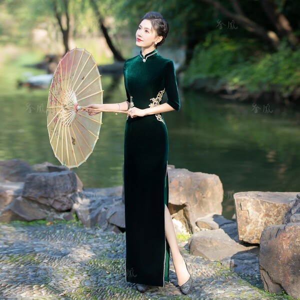 Long elite elegant cheongsam