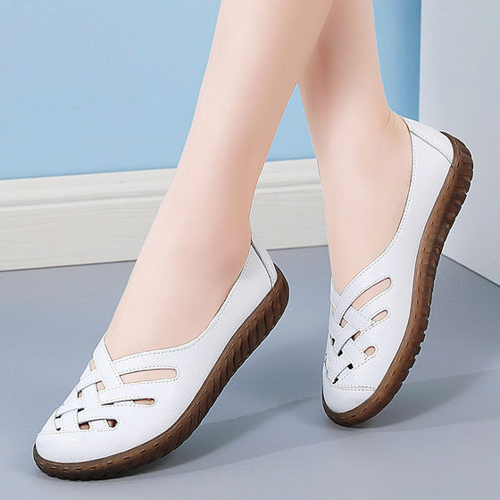 Summer Casual Soft Sole Mother Shoes Slip-on All-match Women's Shoes Non-slip plus size Pregnant Women's Shoes Breathable Comfortable Hole Shoes