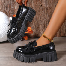 跨境外贸大码2025新款皮鞋女 韩版光面制服系带厚底皮鞋