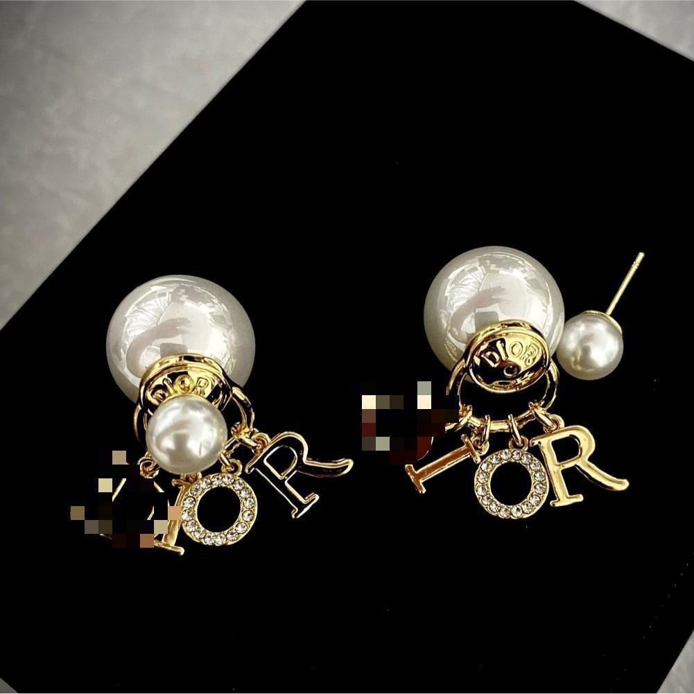 D Dijia European and American Retro Double D Pearl Earrings High-End Small Fragrance Earrings Feminine Niche Double D Wholesale