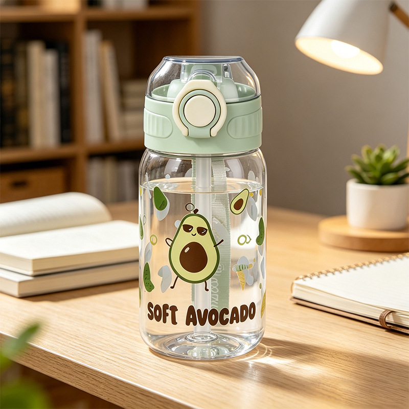Nuevos tipos de frutas de paja de agua taza de agua material de grado alimenticio un botón cubierta elástica taza de agua de estudiantes taza portátil de mano