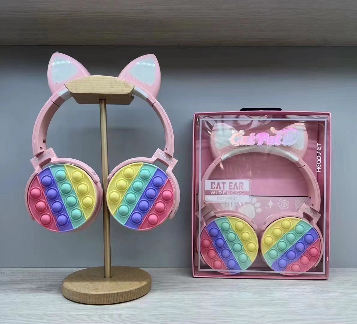CXT-950 Decompression Cat's ears (Steamed cat-ear shaped bread) Headset Plug in Card Gift Foldable Earphone Universal_voghion.com