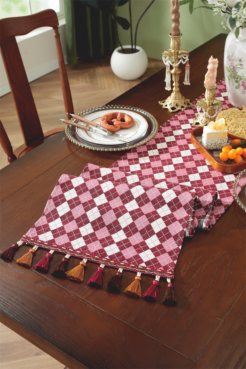American Retro Geometric Jacquard Tassel Table Runner For Home_voghion.com