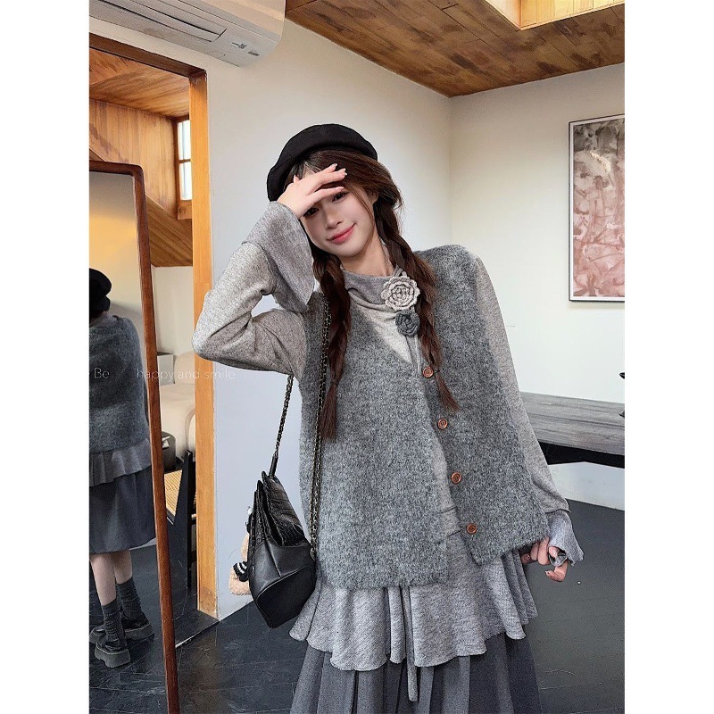 时尚套装裙春秋新款韩系复古花朵打底衫叠穿马甲半身裙女三件套装|undefined
