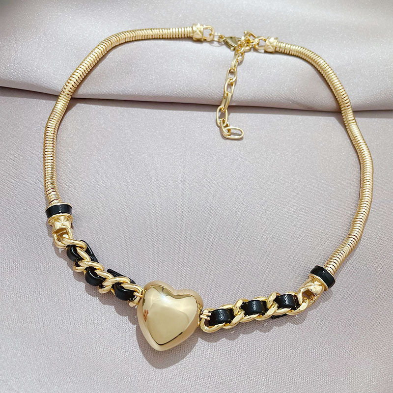 1 Piece Fashion Heart Shape Alloy 18K Gold Plated Womenu0027S Necklace