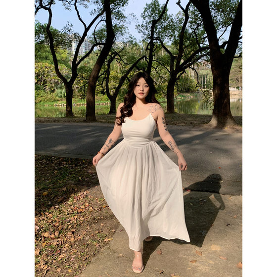 A generation of hair [first love Bai Yueguang] Mori backless dress French fat slim waist suspender dress