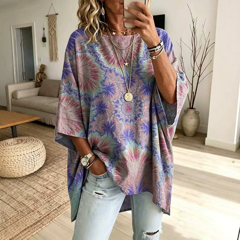 Bohemian ethnic print mid-length T-shirt for women, loose fit with dropped shoulders and bat sleeves, oversized top Bohemian ethnic print mid-length T-shirt for women, loose fit with dropped shoulders and bat sleeves, oversized top