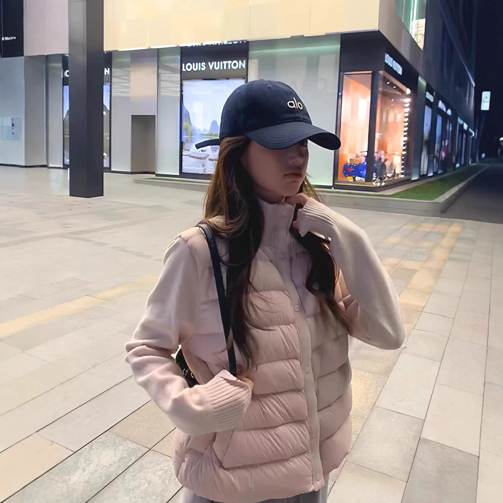 115-25  扫码可溯源大爆款韩系针织拼接排骨羽绒服外套【斜口袋】