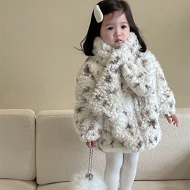 童套装;童连衣裙;普通外套