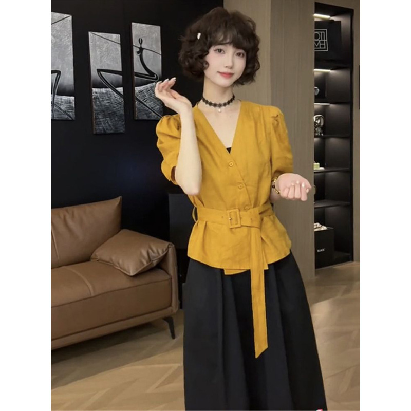 2025夏季网红新款时尚衬衫女欧货减龄泡泡袖V领黄色显白显瘦短袖|undefined