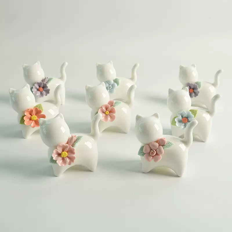 中式创意陶瓷摆件手工捏花迷你卡通小猫白色高级感家居装饰工艺品