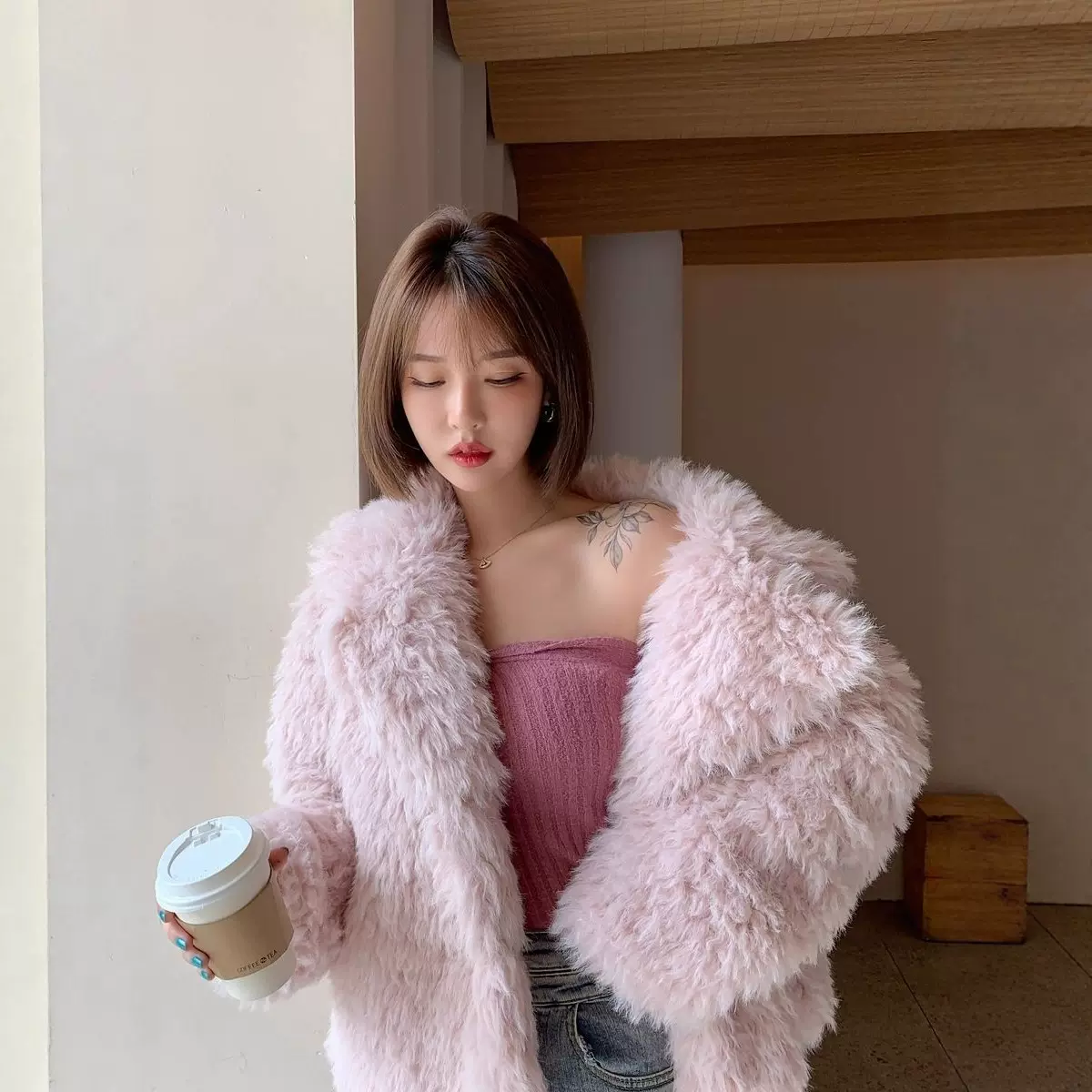 2025冬季新款高级感环保皮草轻奢气质狐狸毛绒外套保暖翻领毛大衣