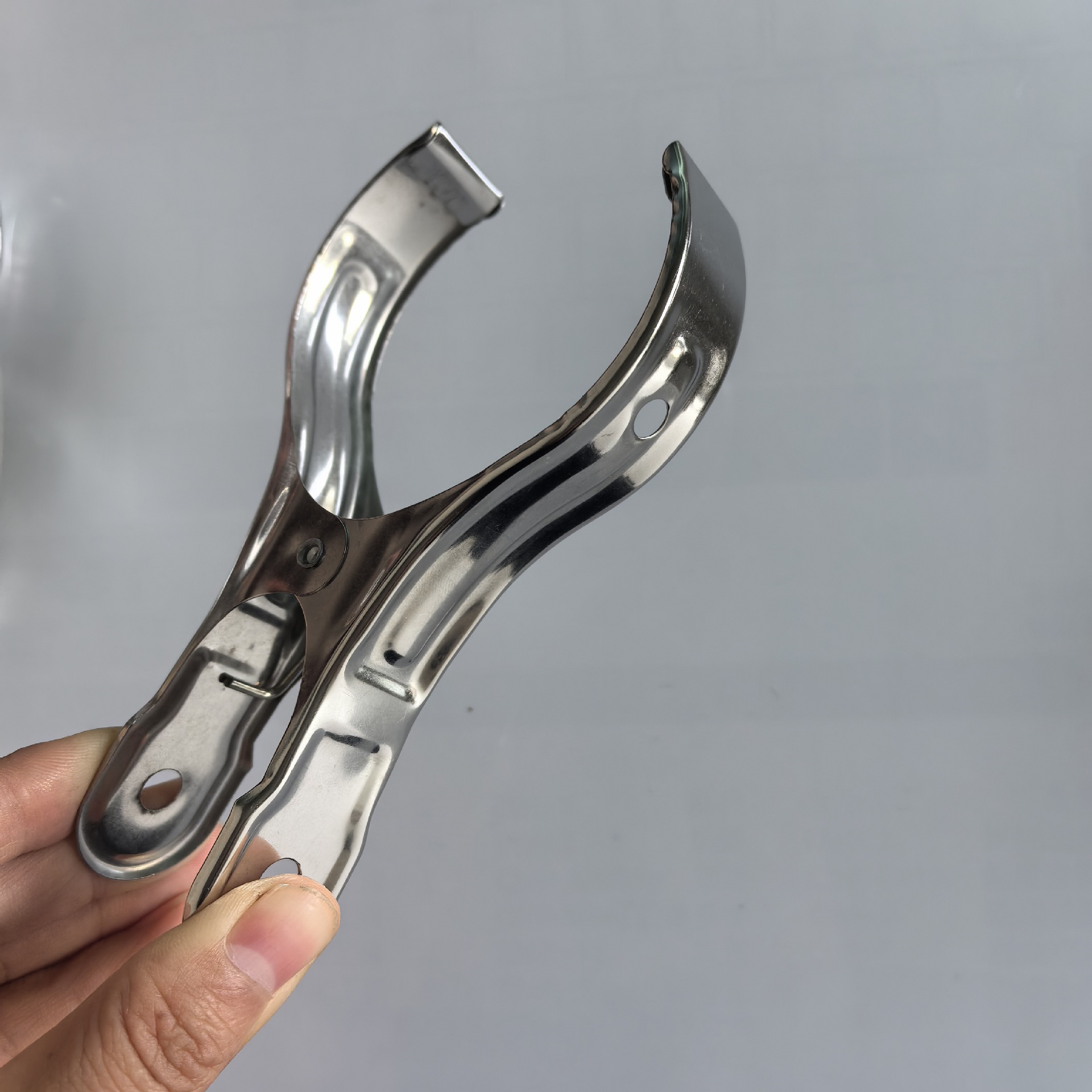 Stainless Steel Moxa Clip Holder Stand Accessory for Handheld Moxibustion and Suspended Moxa Stick Use specifications