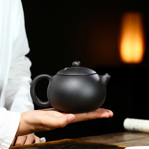 Large-scale Xishi teapot Yixing raw mineral black mud famous purple clay teapot hand-painted plum blossom Xishi teapot micro-business distribution